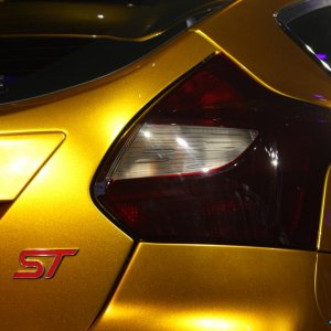 034-2012-ford-focus-st-debut.jpg